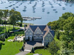 11 Nathan Hale Dr, Norwalk, CT 06854