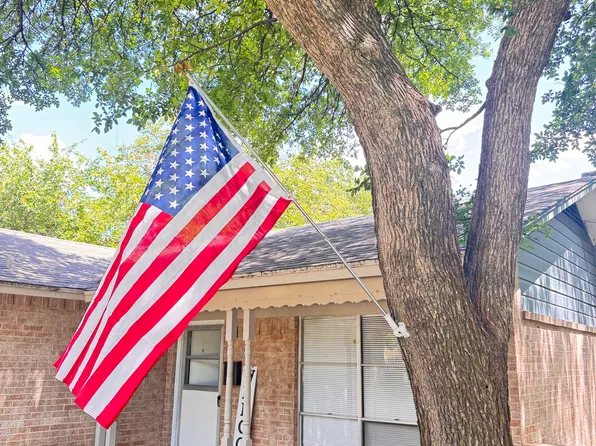 1428 Linden Dr, Plano, TX 75075