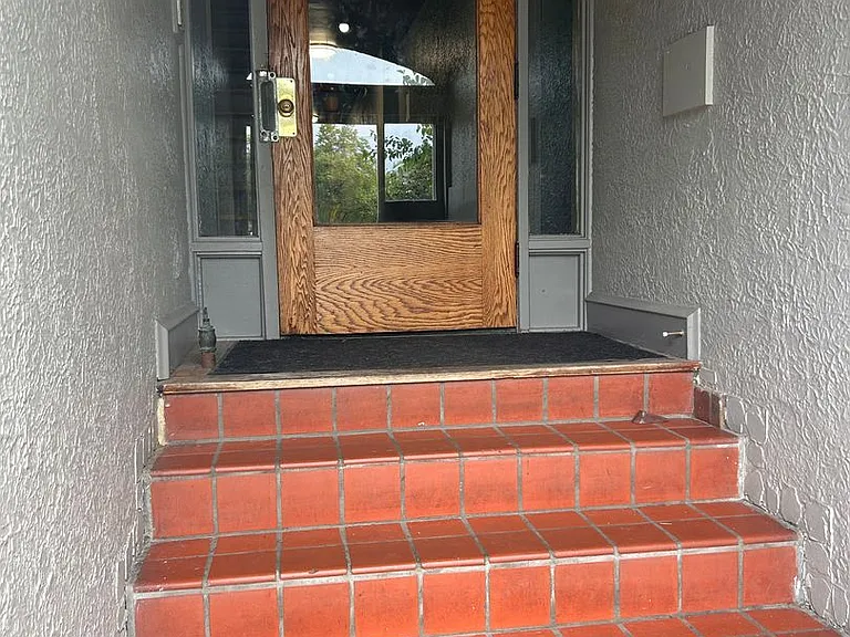 1922 N Palmer St #1 — Photo 13
