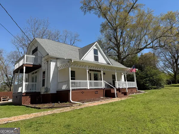21 Smith St, Grantville, GA 30220