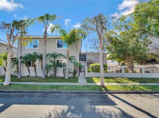 977 Valencia St, Costa Mesa, CA 92626