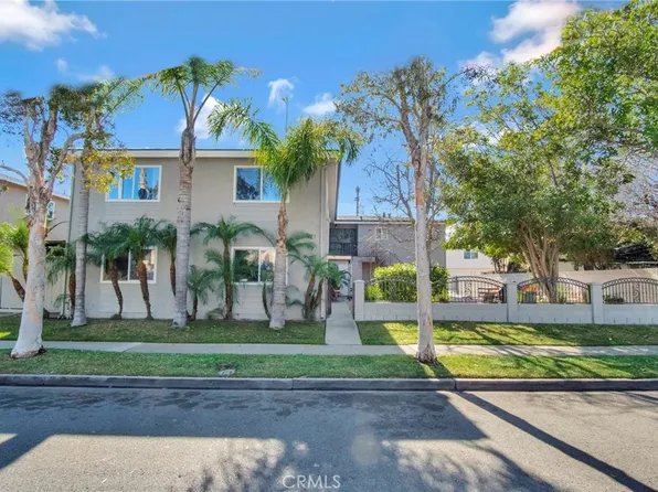 977 Valencia St, Costa Mesa, CA 92626