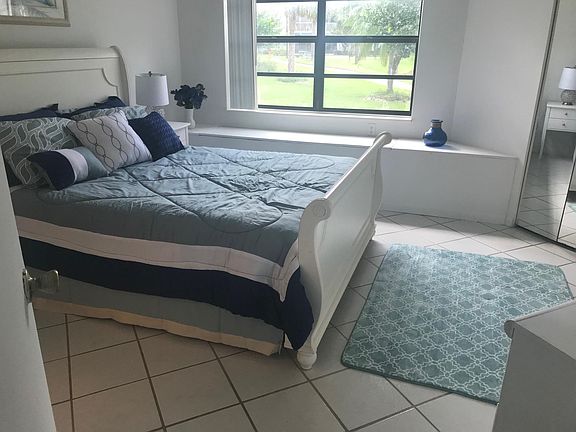 3rd image of 3945 Atrium Dr Unit L-5