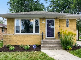 8208 Ridgeway Ave, Skokie, IL 60076