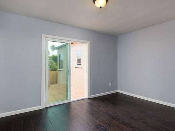 2nd image of 977 Rosecrans St
