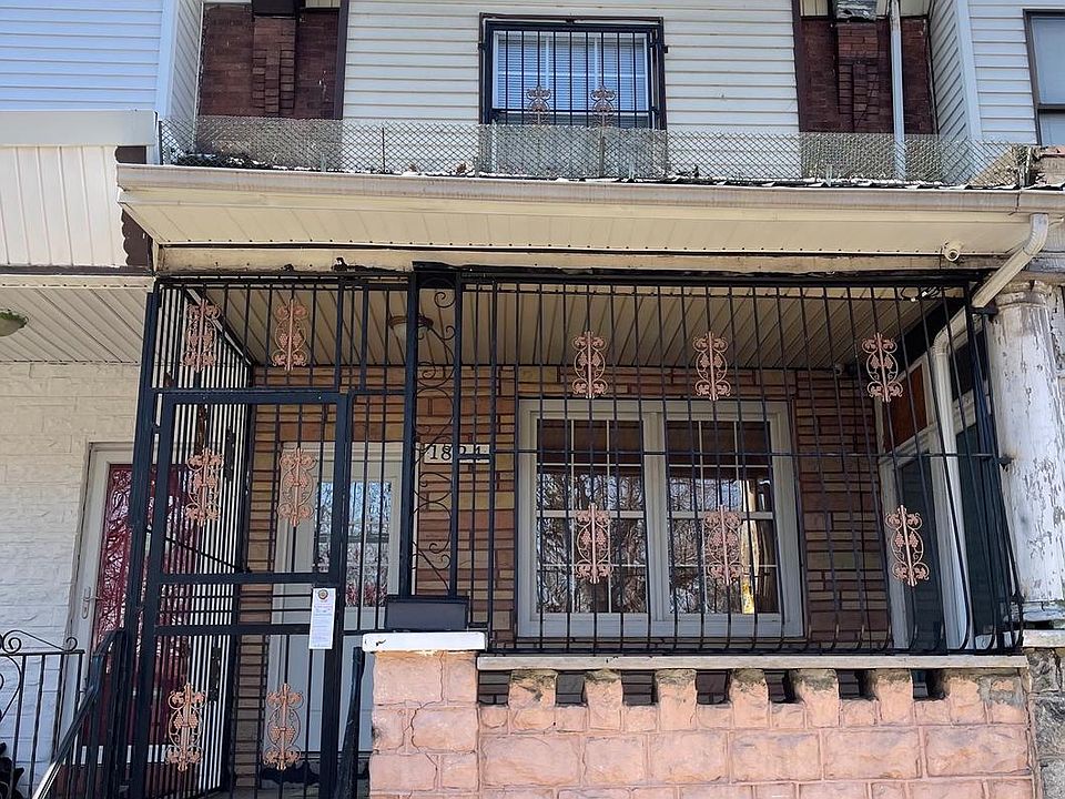 1st image of 1824 E Schiller St