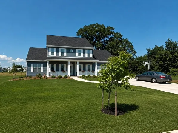 4848 W Woodland DRIVE, Franklin, WI 53132