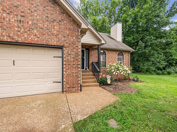 5th image of 508 Waywood Ct
