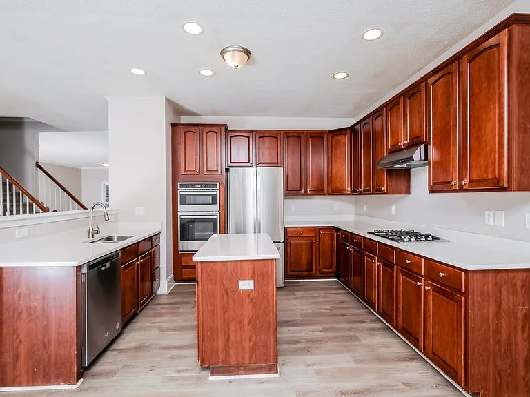 8524 Bratt Ave — Photo 8