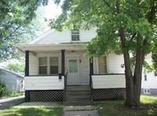 151 N Smith St, Aurora, IL 60505