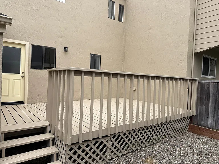 2069 Dolphin Dr — Photo 20