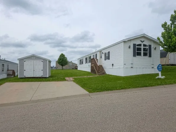 495 Copper Mountain Cop495, Dubuque, IA 52001