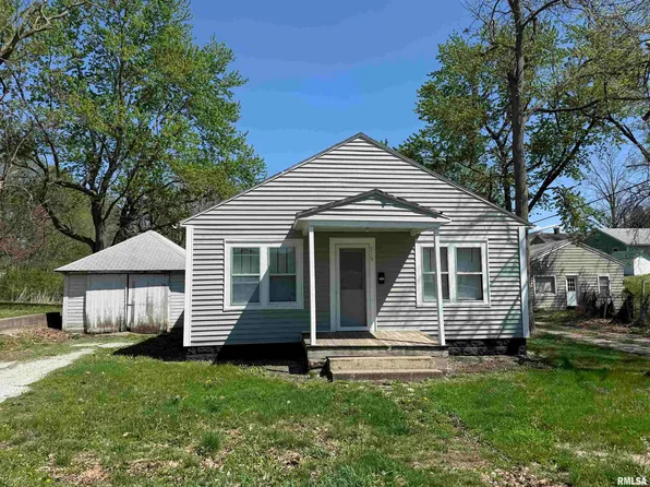 519 N Charles St, Macomb, IL 61455
