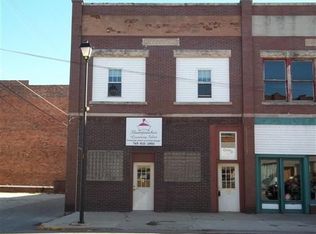 230 Blackman St, Clinton, IN 47842