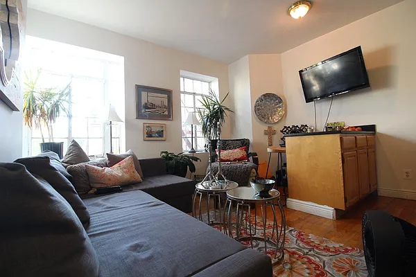 Rented by Keller Williams NYC | media 2