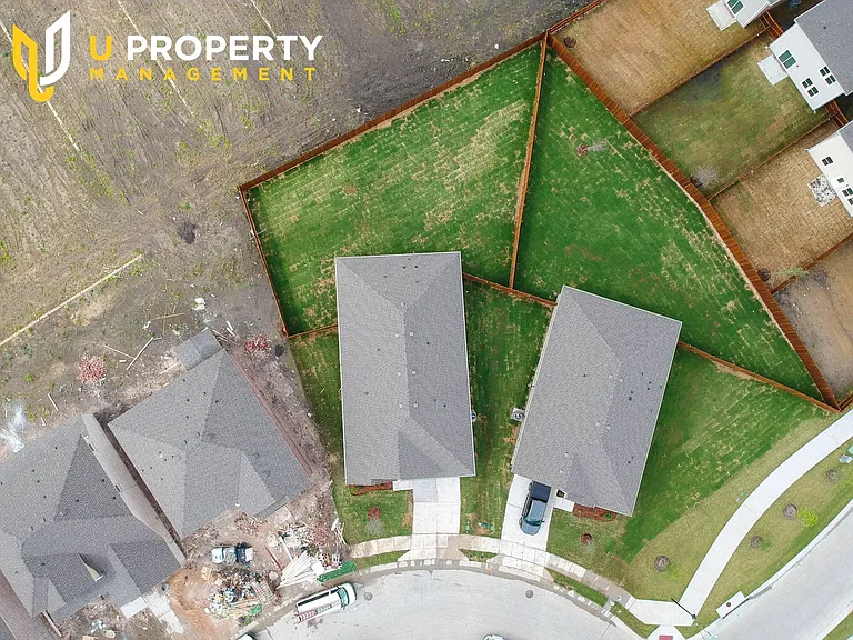 503 Virginia Way — Photo 37