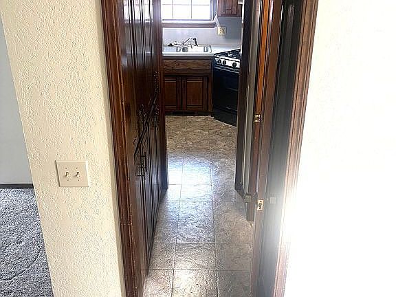 4th image of 1318 Summerton Pl