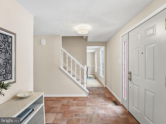 4th image of 7752 Gamid Dr