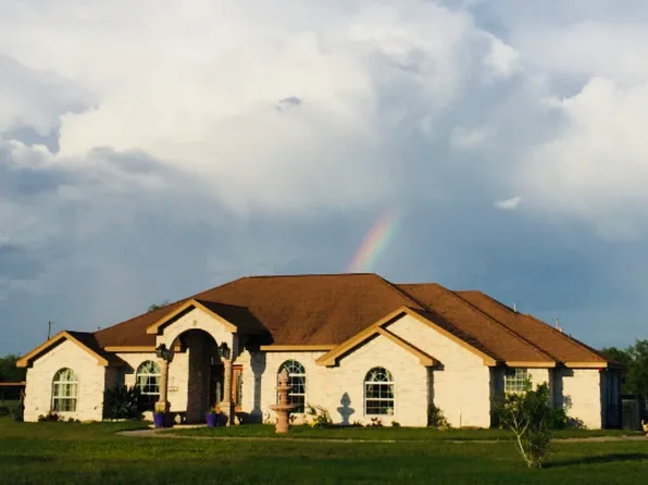 668 County Road 137, Alice, TX 78332