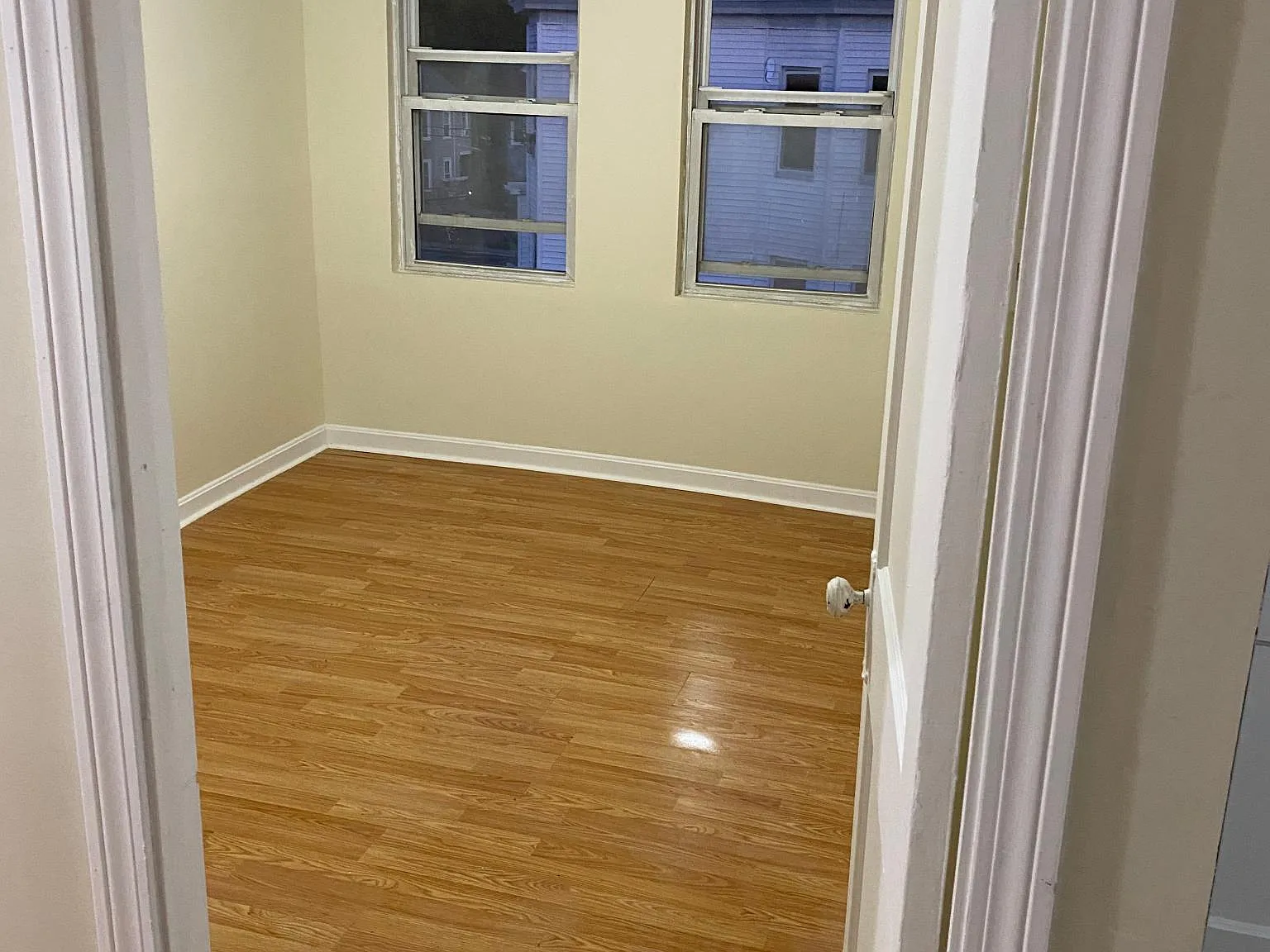 2 bed, 850 sqft, $1,800 — Photo 2