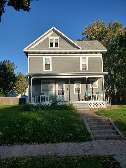 1st image of 220 N Prairie Ave #11165841