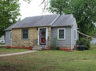 705 W 5th St, Junction City, KS 66441
