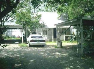 613 E Locust St, San Antonio, TX 78212