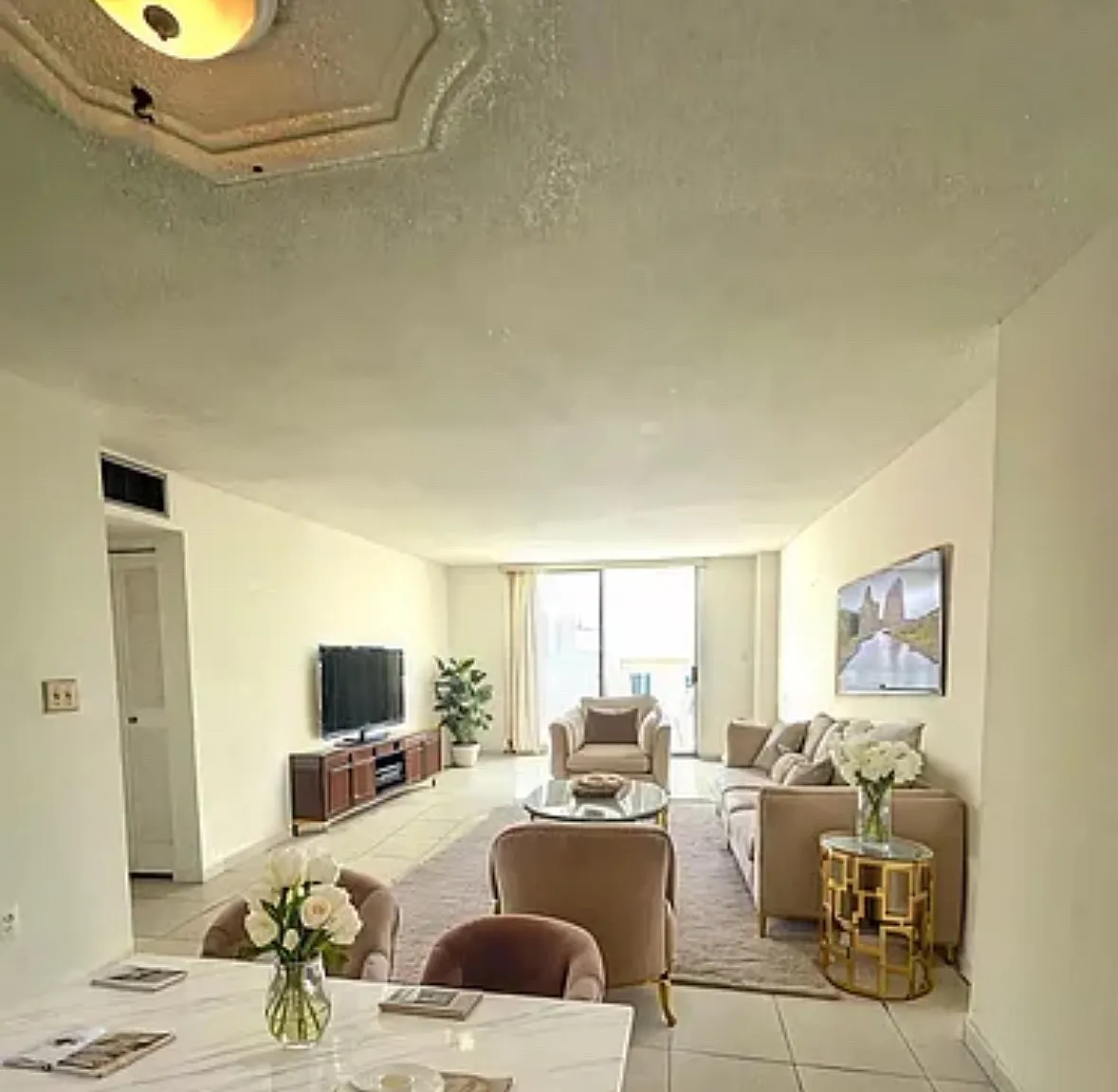 2 bed, 1006 sqft, $2,000 — Photo 3