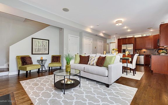 2nd image of 2319 N Hamilton Ave APT 3