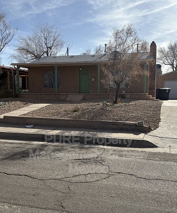 1st image of 3424 Anderson Ave SE