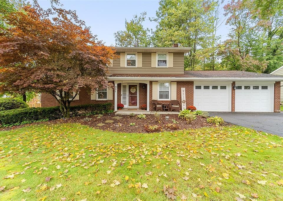 1st image of 971 Southern Pines Dr