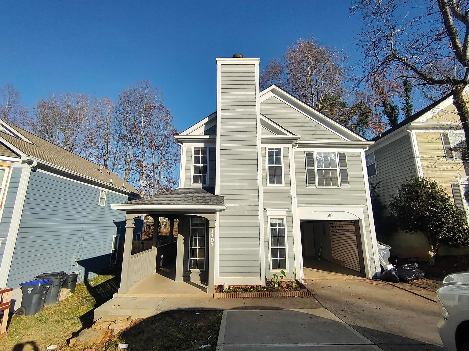 1191 Holly Cir — Photo 1