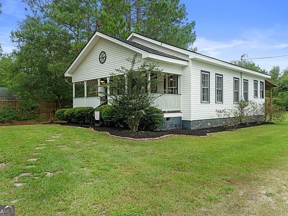 5th image of 1559 Stillwell Rd