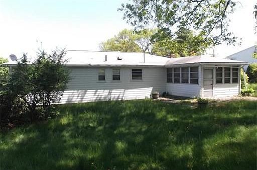 2nd image of 26 Barry St