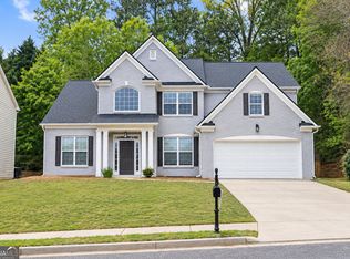 1038 Island View Ct, Buford, GA 30518