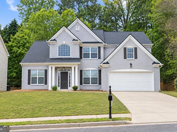 1038 Island View Ct, Buford, GA 30518