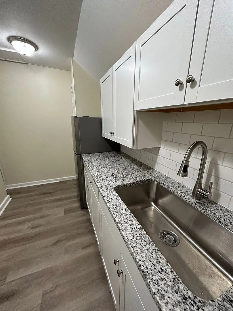 183 Harvard St — Photo 3
