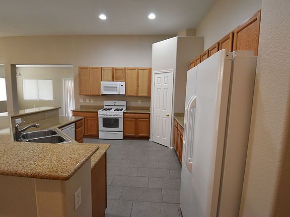 5th image of 920 Kevin Baker Ave