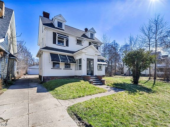 2nd image of 3427 E 121st St