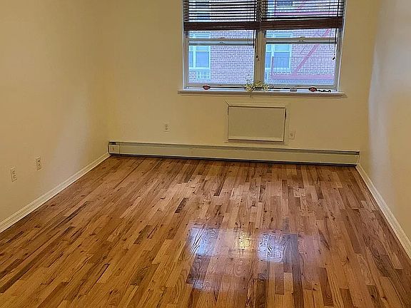 5th image of 95 Bay 38 St APT 2