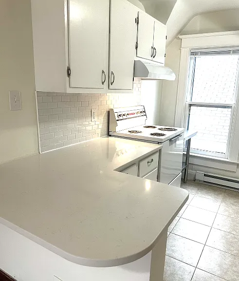 824 Michigan Ave #2 — Photo 6