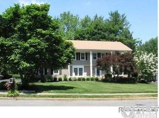 20 Whiteacre Blvd, Red Bank, NJ 07701