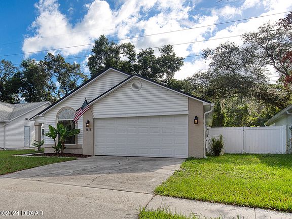 2nd image of 1611 Woodacres Ct