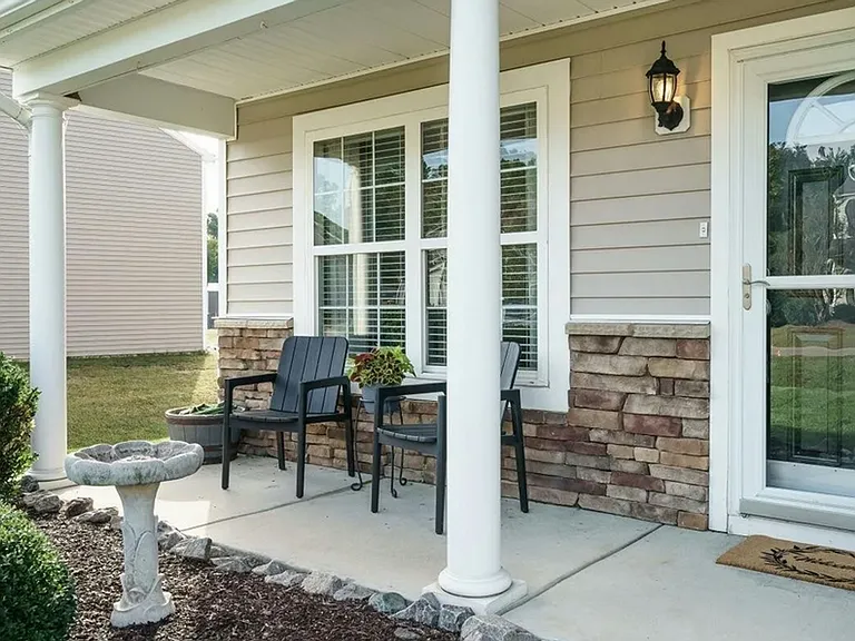 116 Willow Ridge Dr — Photo 2