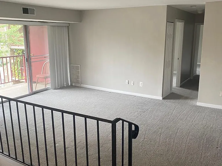 4709 Tecumseh St #301 — Photo 7