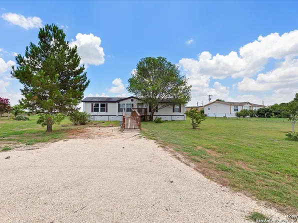4339 stagecoach, Seguin, TX 78155