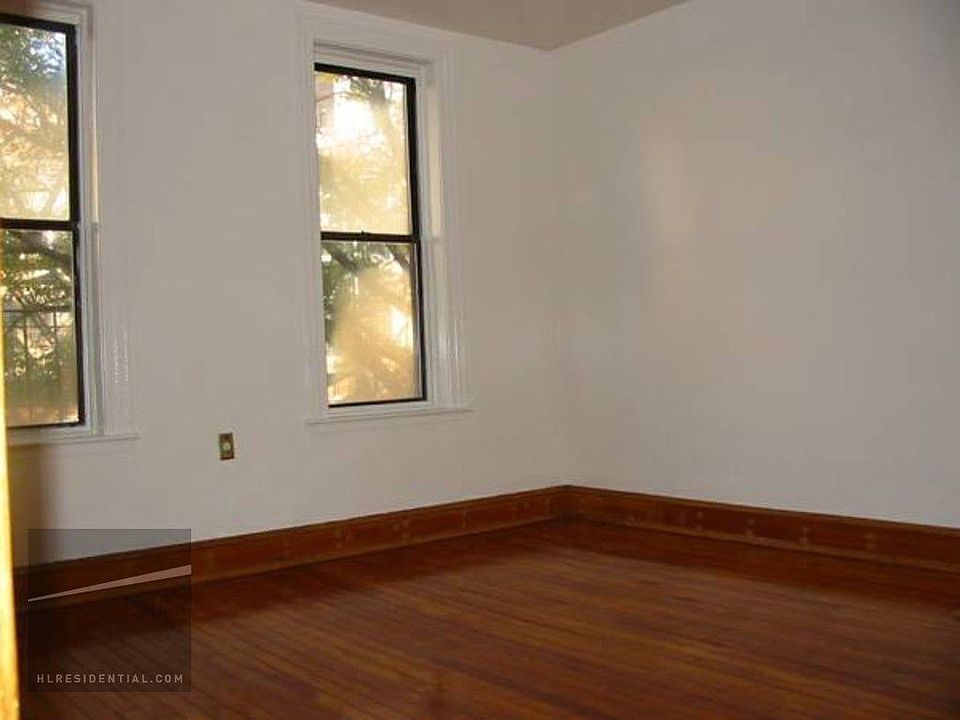 1st image of 4120 49th St APT 1R