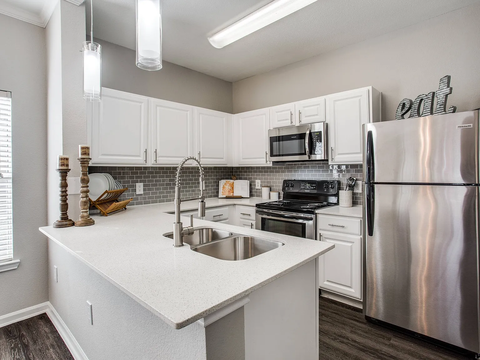 Northern Cross Apartments — Photo 4