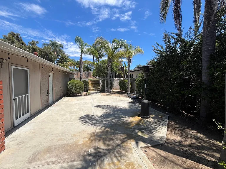 701 Nardo Rd — Photo 28