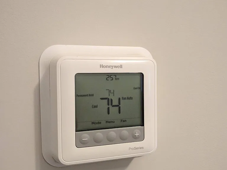 Honeywell programmable thermostat
